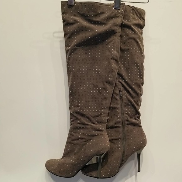 Gray Knee High Boots Rhinestone Slouchy Knee- High Boots Size 8 - Picture 2 of 8